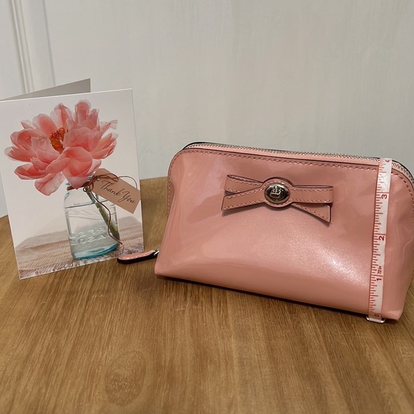 Coach pink cosmetic turnlock bag - Picture 11 of 13